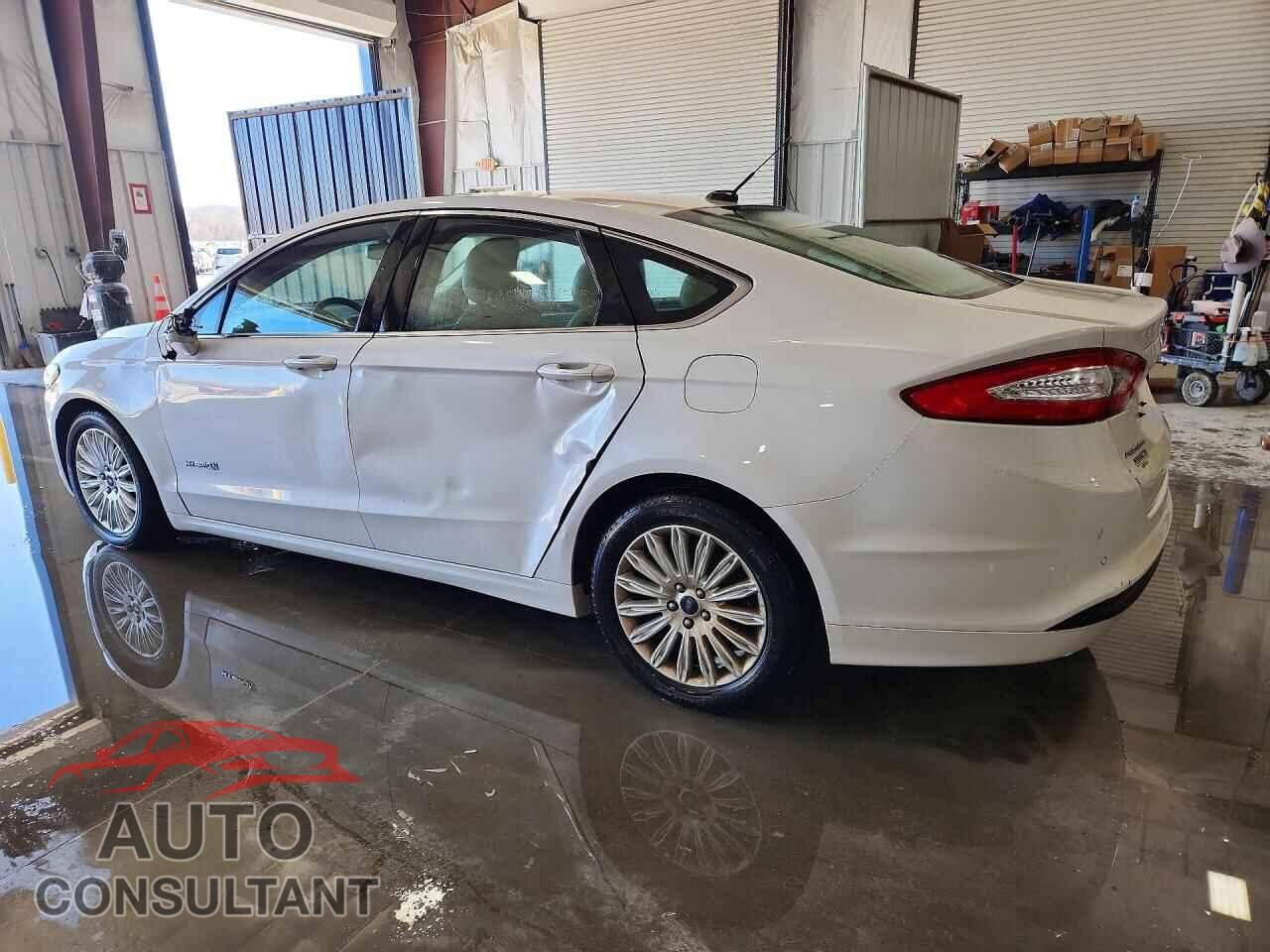 FORD FUSION 2013 - 3FA6P0LU3DR340629