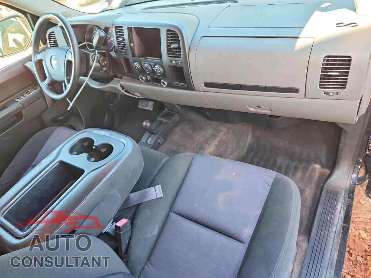 CHEVROLET SILVERADO 2011 - 1GCRKREA9BZ249645