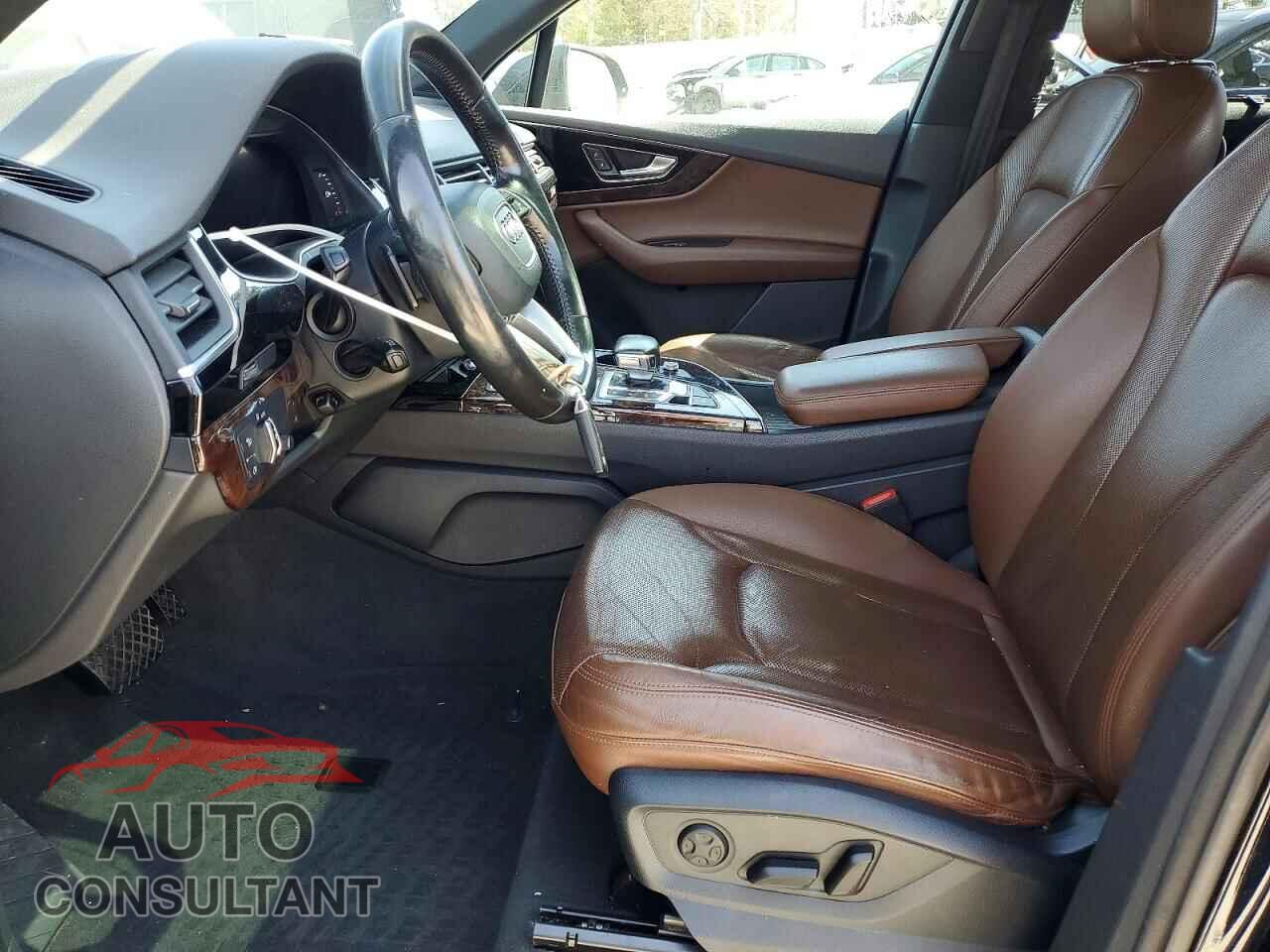 AUDI Q7 2017 - WA1LAAF79HD005166