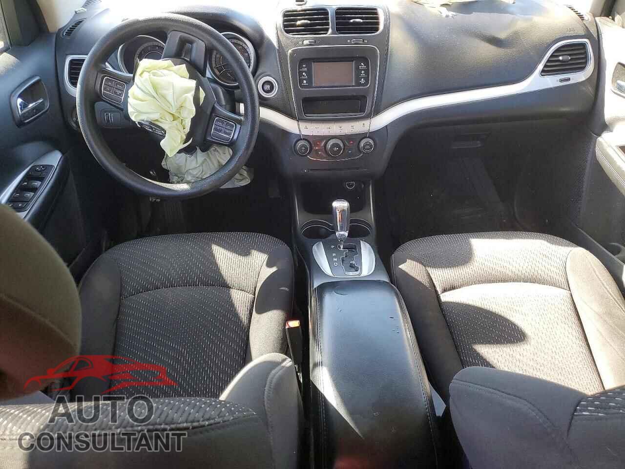 DODGE JOURNEY 2015 - 3C4PDCBG7FT722690