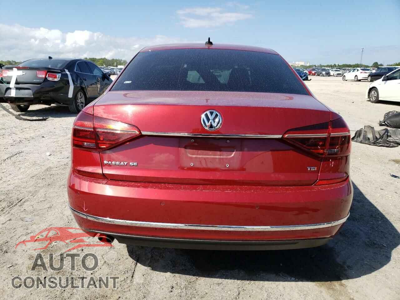 VOLKSWAGEN PASSAT 2017 - 1VWGT7A37HC041806