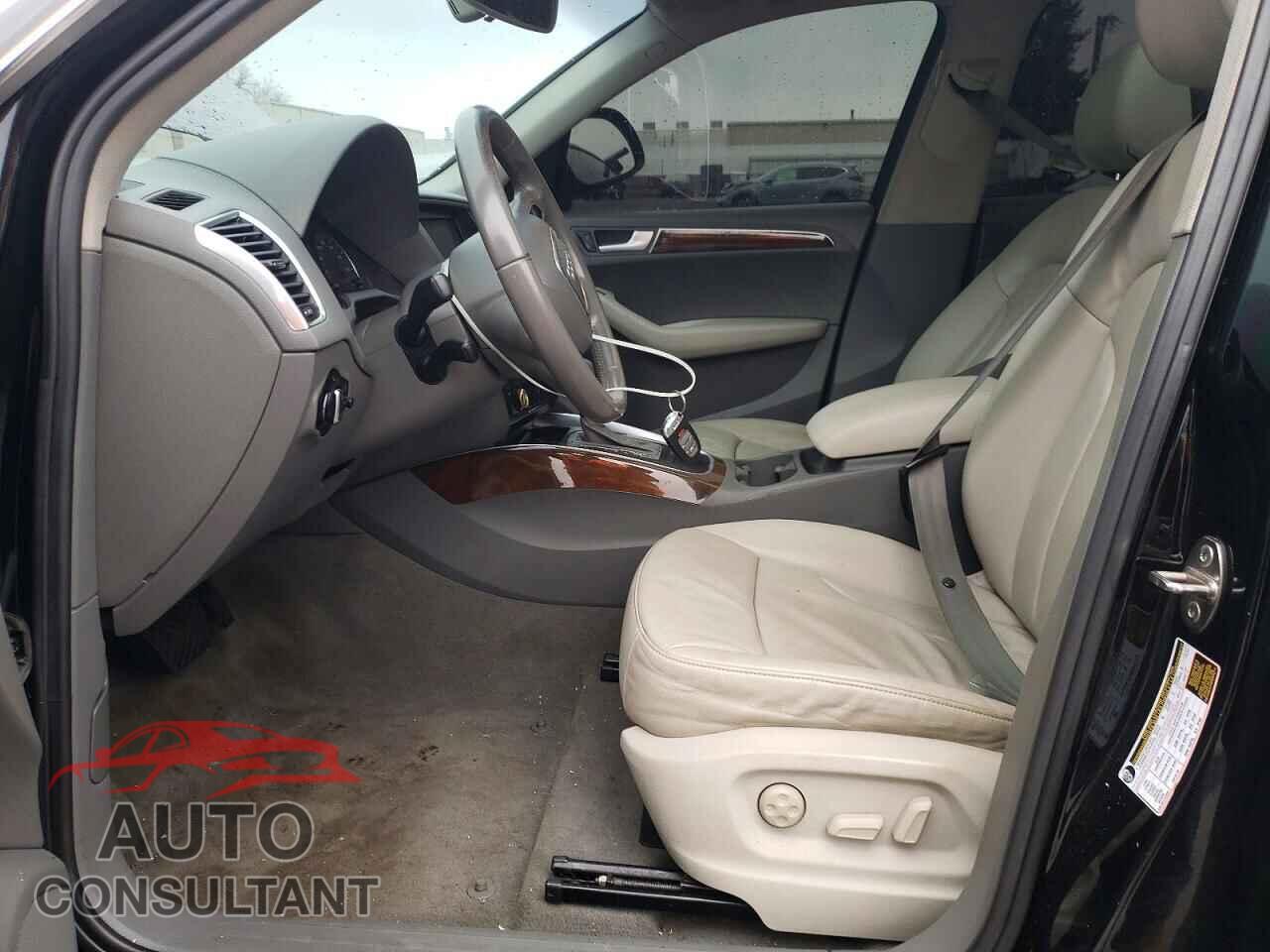 AUDI Q5 2010 - WA1CKAFP2AA080053