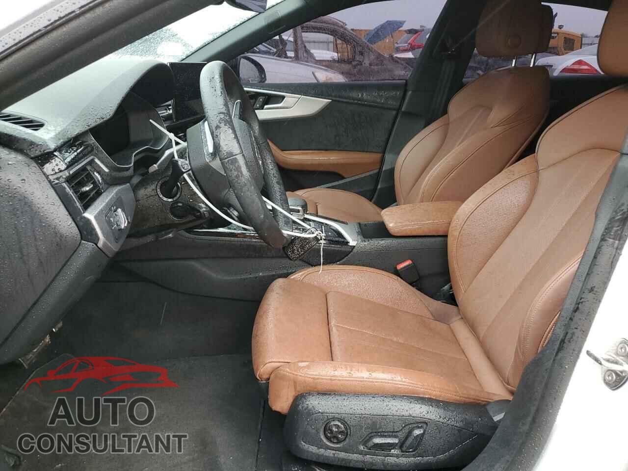 AUDI A5 2022 - WAUFACF53NA028384