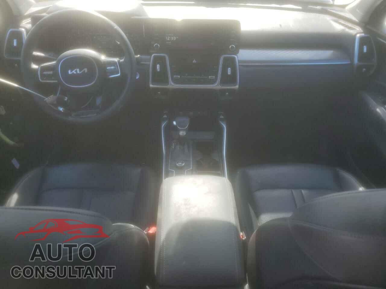 KIA SORENTO 2023 - 5XYRL4LC4PG232696