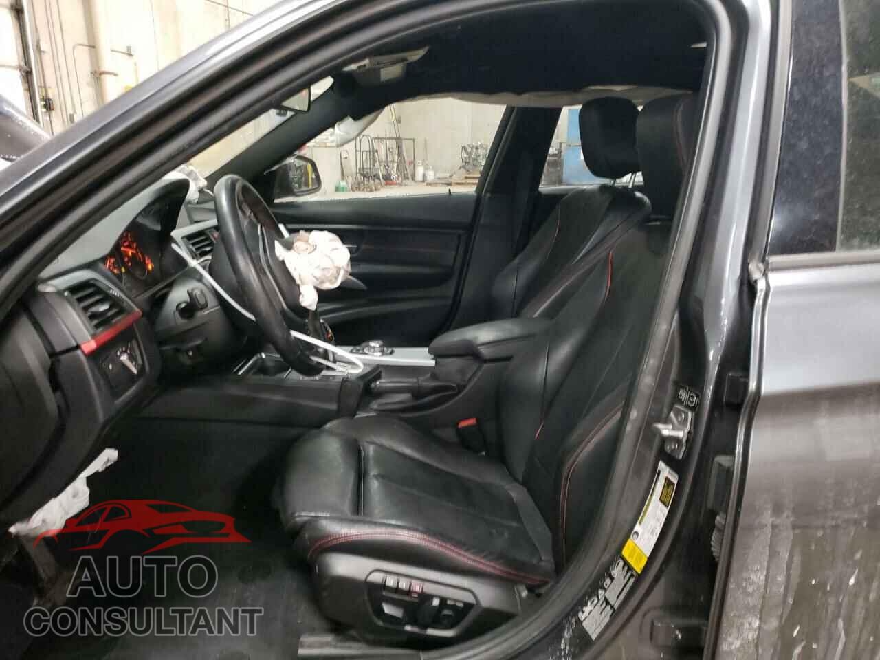 BMW 3 SERIES 2013 - WBA3B3C55DF542100