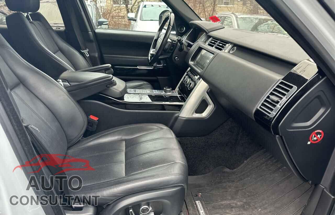 LAND ROVER RANGEROVER 2017 - SALGS2FE1HA329618