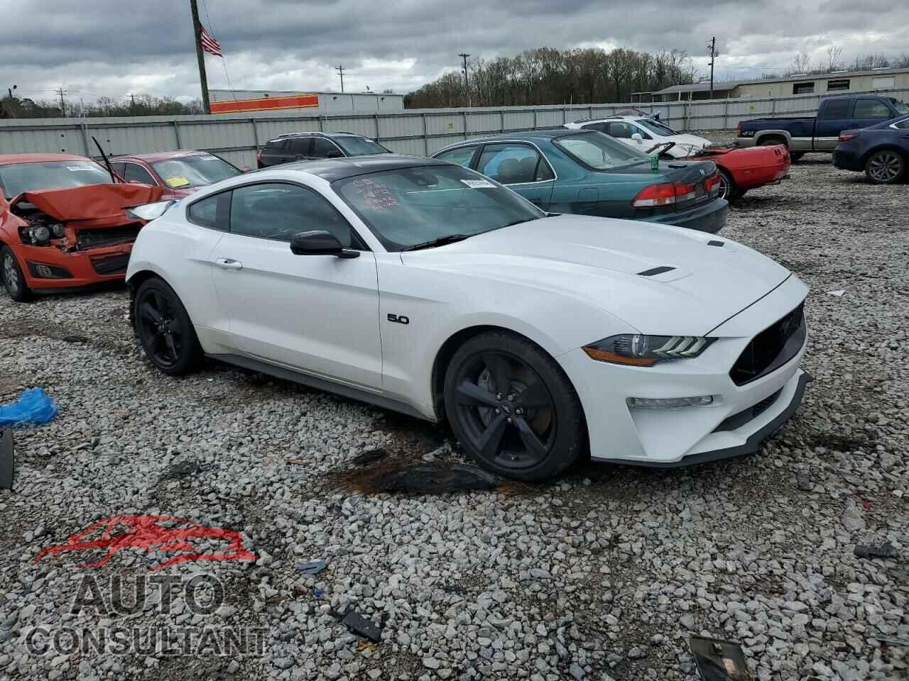 FORD MUSTANG 2022 - 1FA6P8CF4N5145675