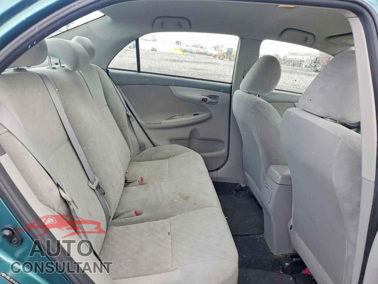 TOYOTA COROLLA 2009 - JTDBL40E49J022805