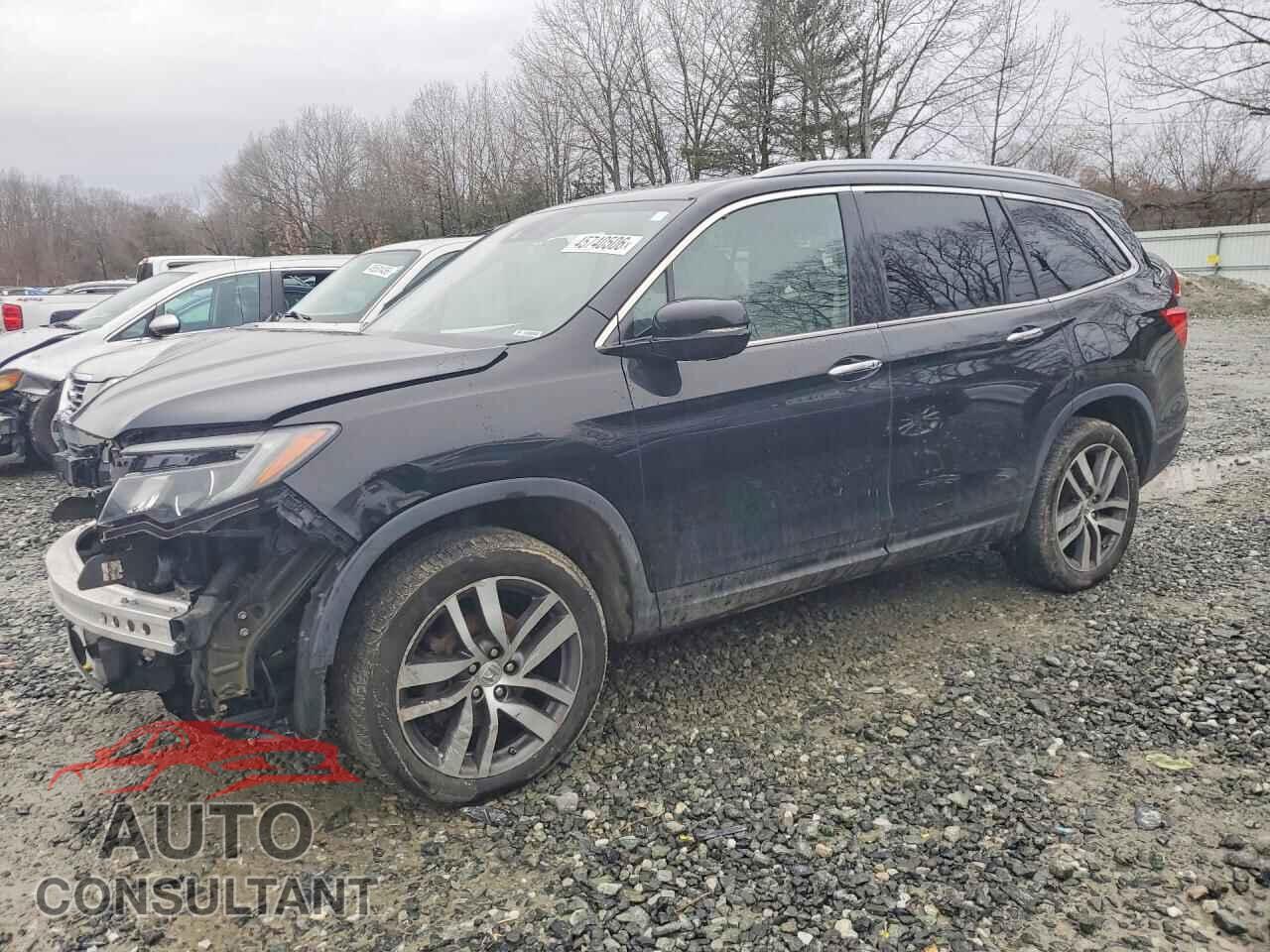 HONDA PILOT 2017 - 5FNYF6H99HB011051