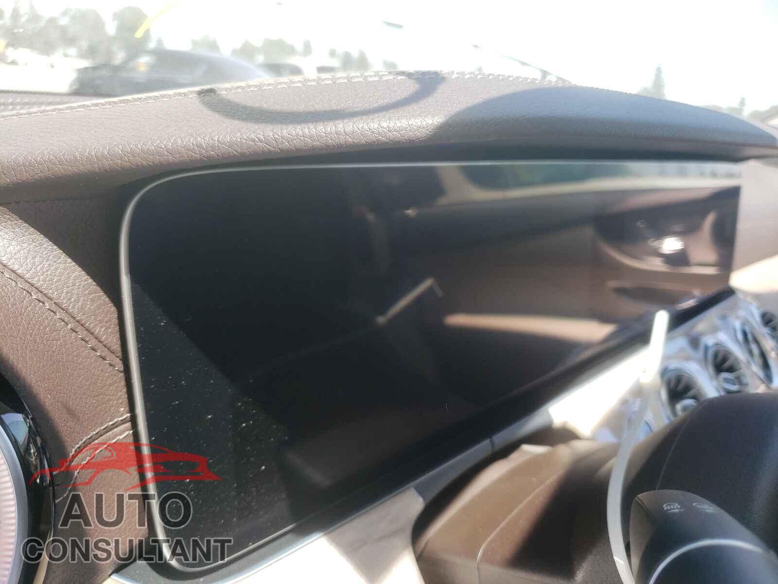 MERCEDES-BENZ E CLASS 2019 - WDD1J6HB4KF115216