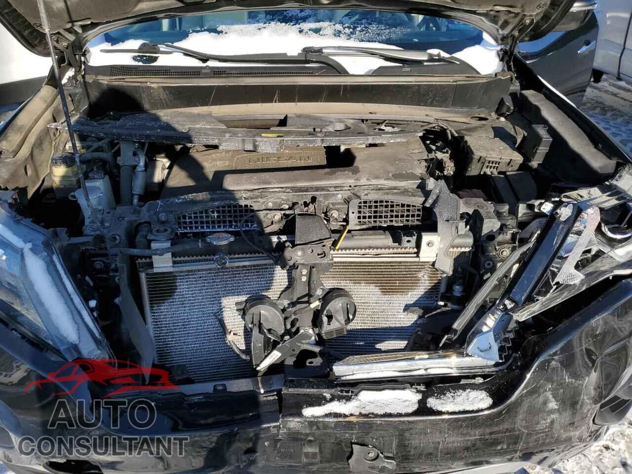 NISSAN PATHFINDER 2017 - 5N1DR2MM0HC910544