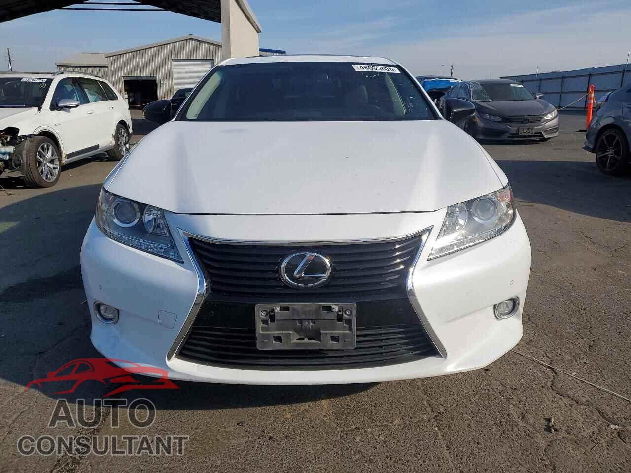 LEXUS ES350 2015 - JTHBK1GG4F2185340