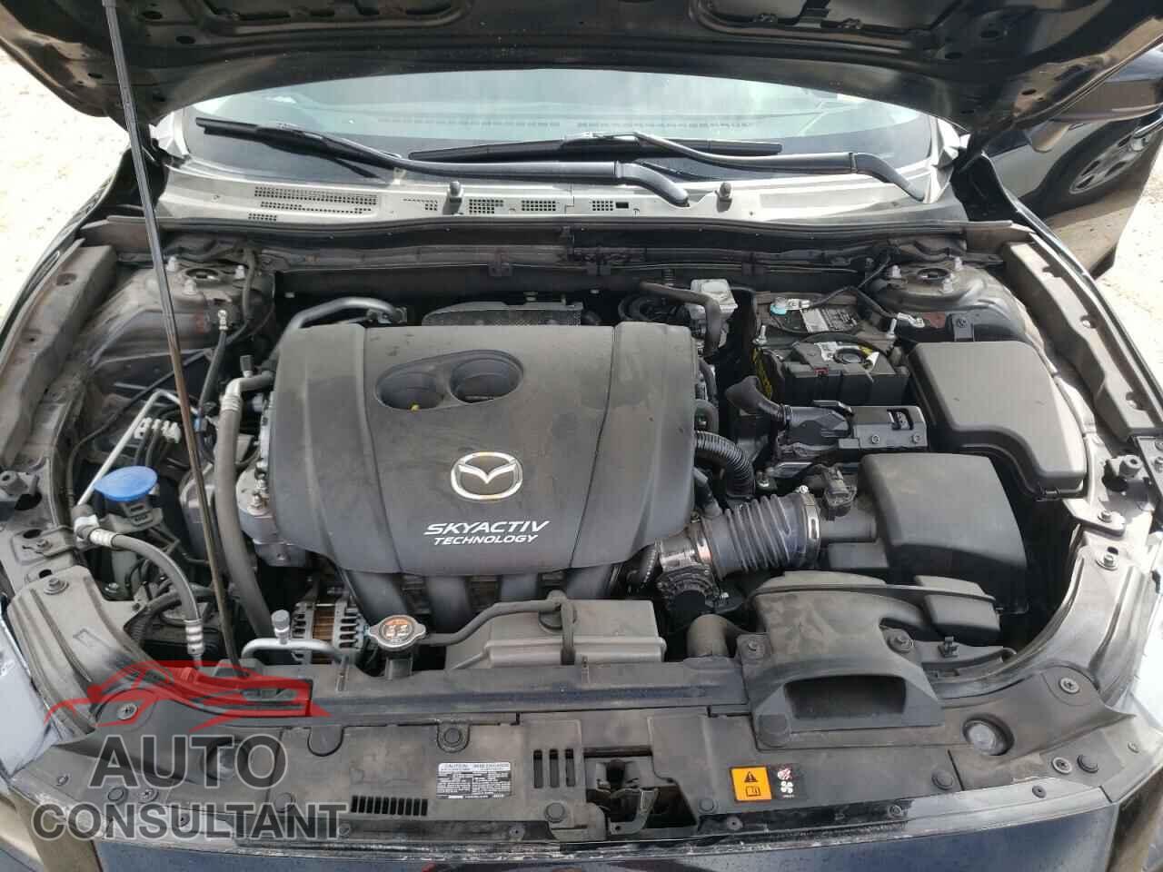 MAZDA 3 2018 - 3MZBN1V30JM245802