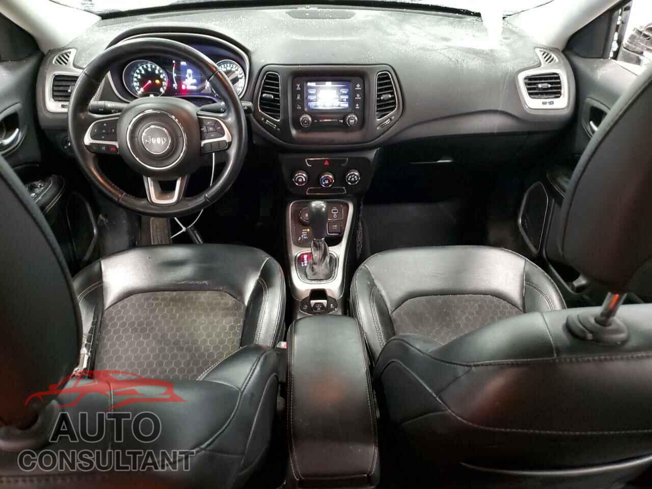 JEEP COMPASS 2018 - 3C4NJDBB8JT145767