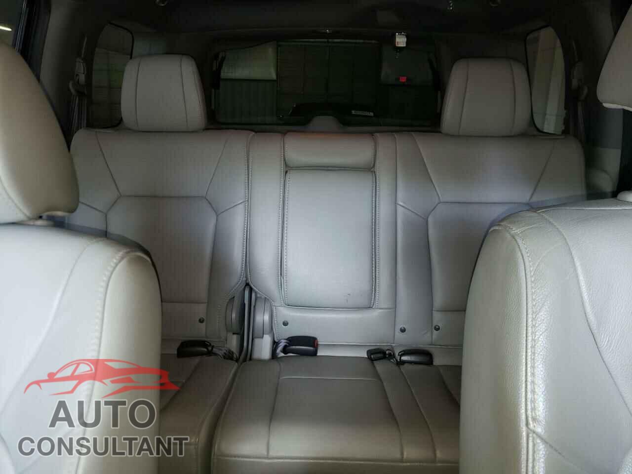 HONDA PILOT 2015 - 5FNYF4H76FB034058