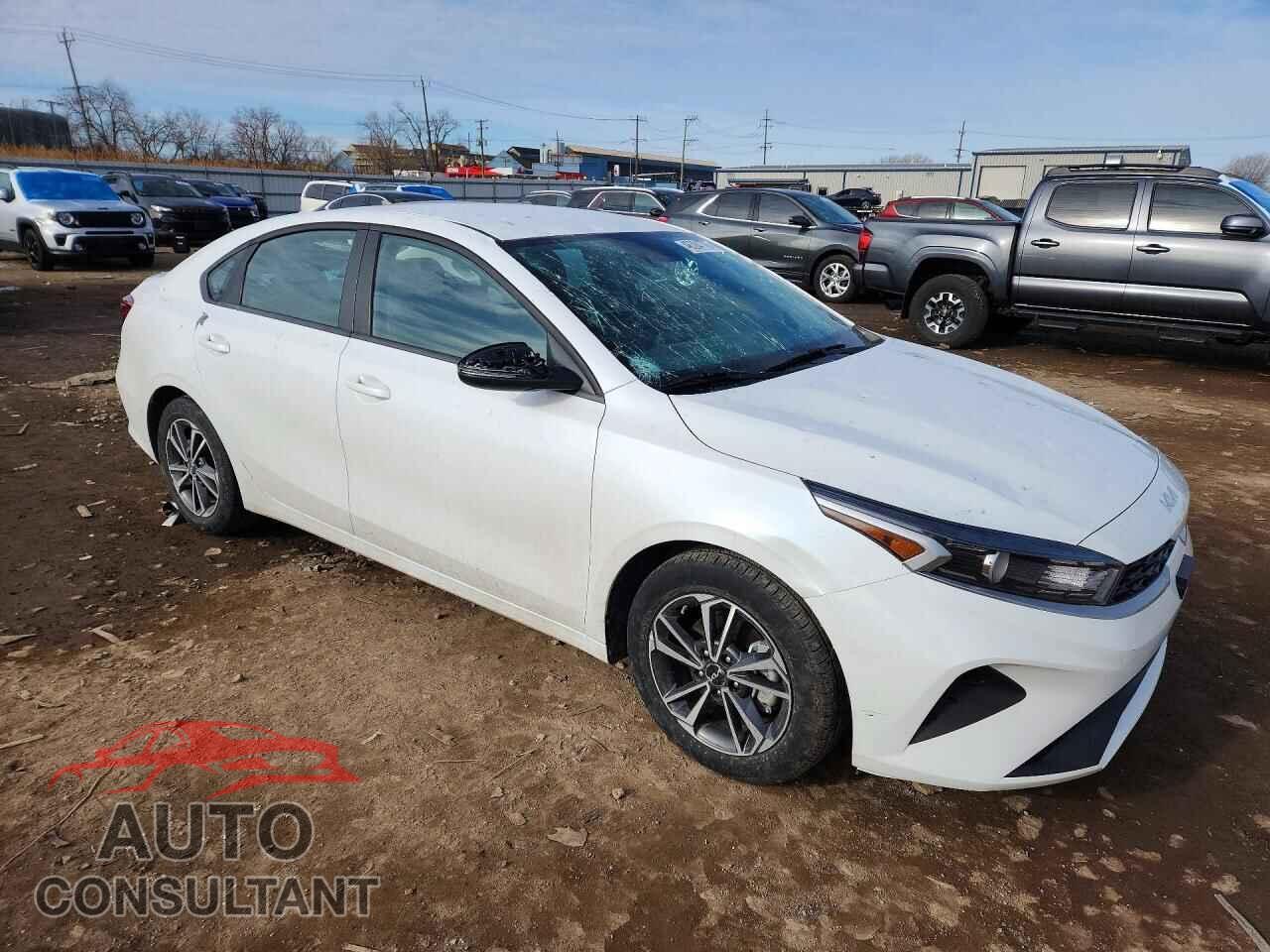 KIA FORTE 2024 - 3KPF24AD8RE719756