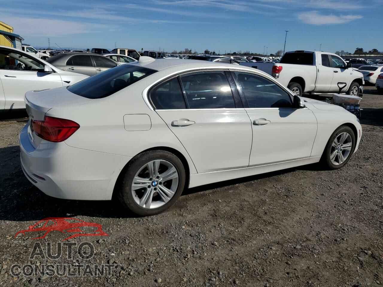 BMW 3 SERIES 2017 - WBA8B9C51HK884830