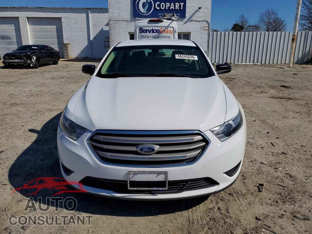 FORD TAURUS 2015 - 1FAHP2D83FG199142