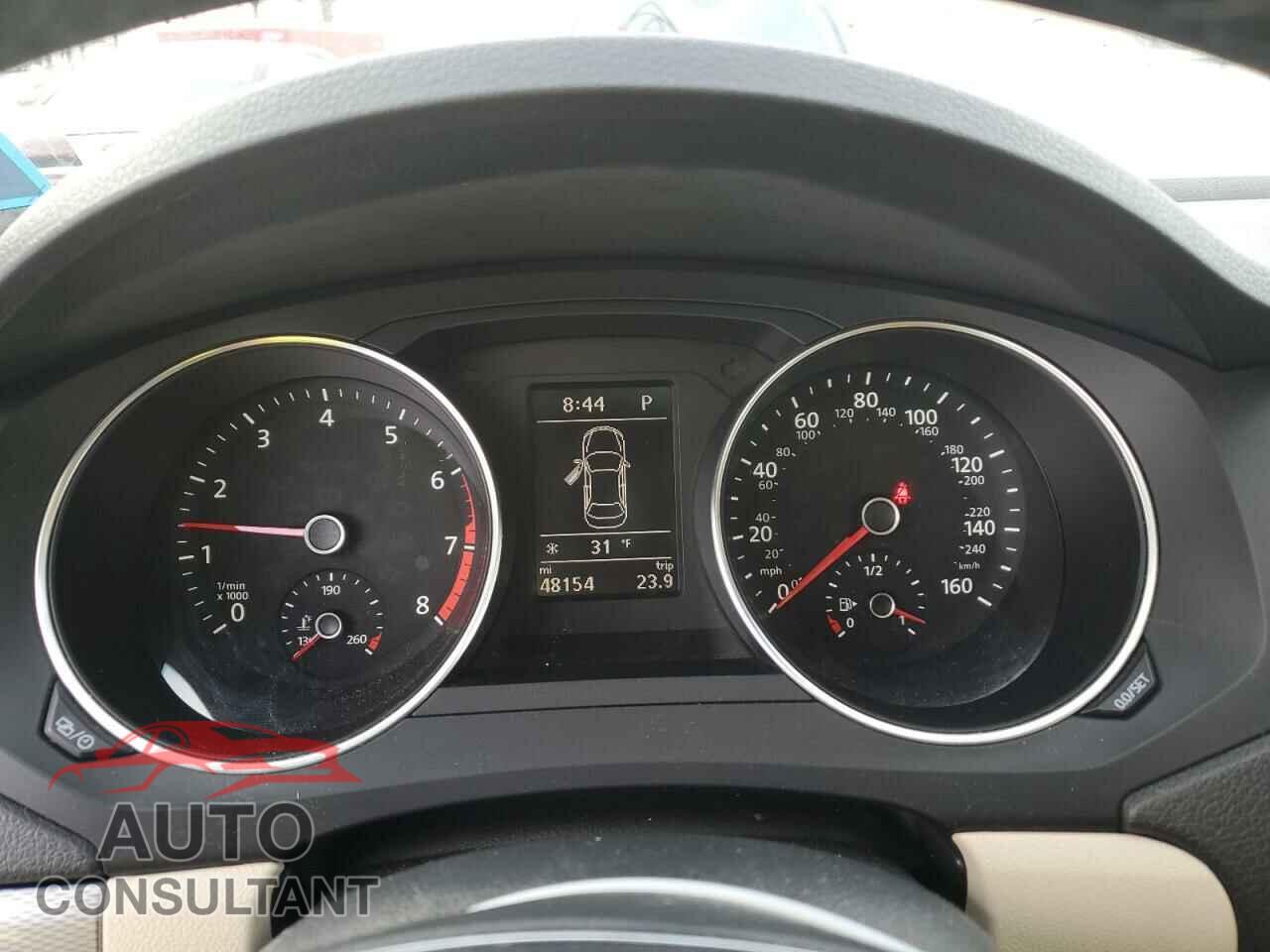 VOLKSWAGEN JETTA 2017 - 3VWDB7AJ9HM223719