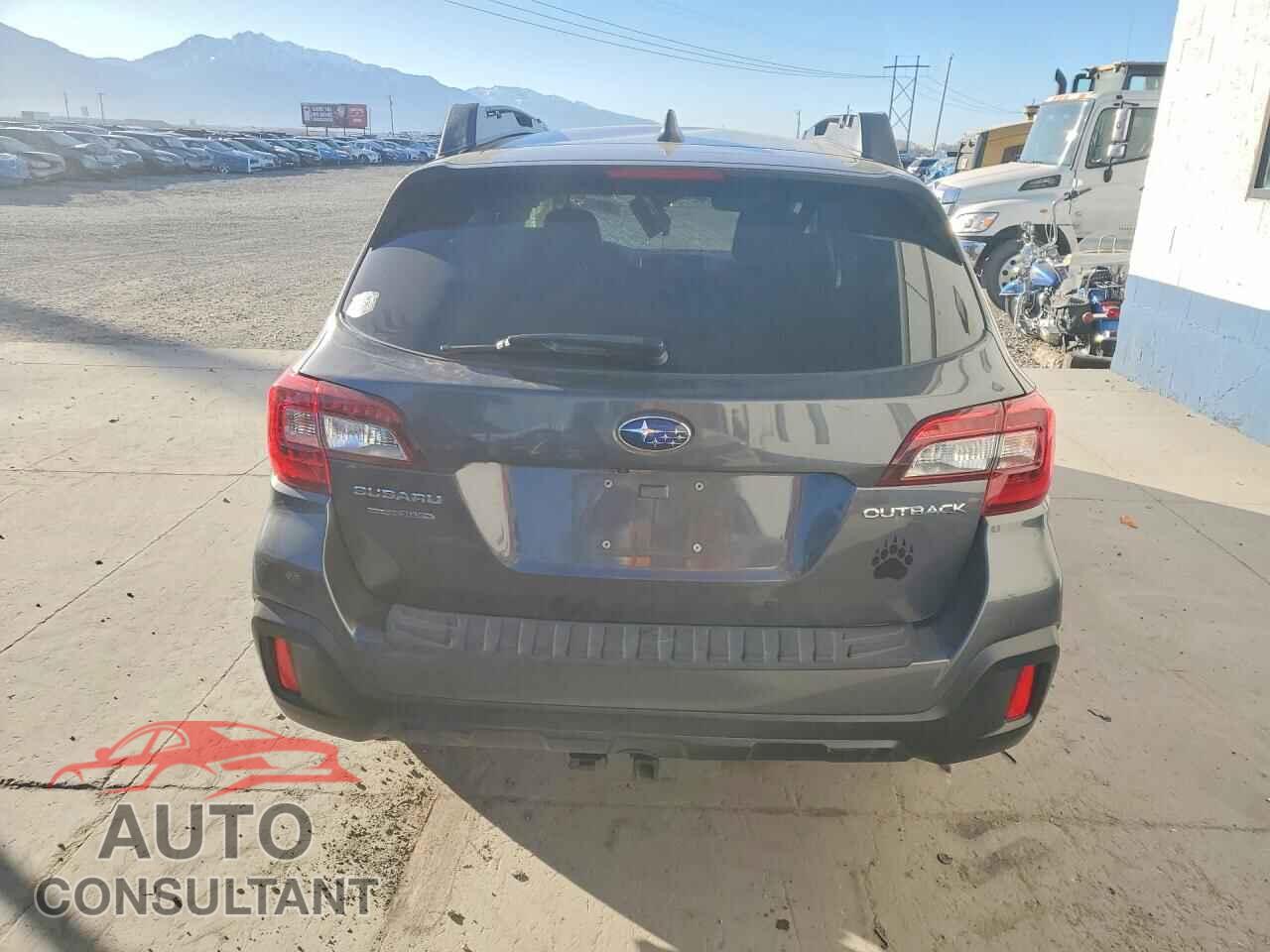 SUBARU OUTBACK 2018 - 4S4BSACC3J3393101