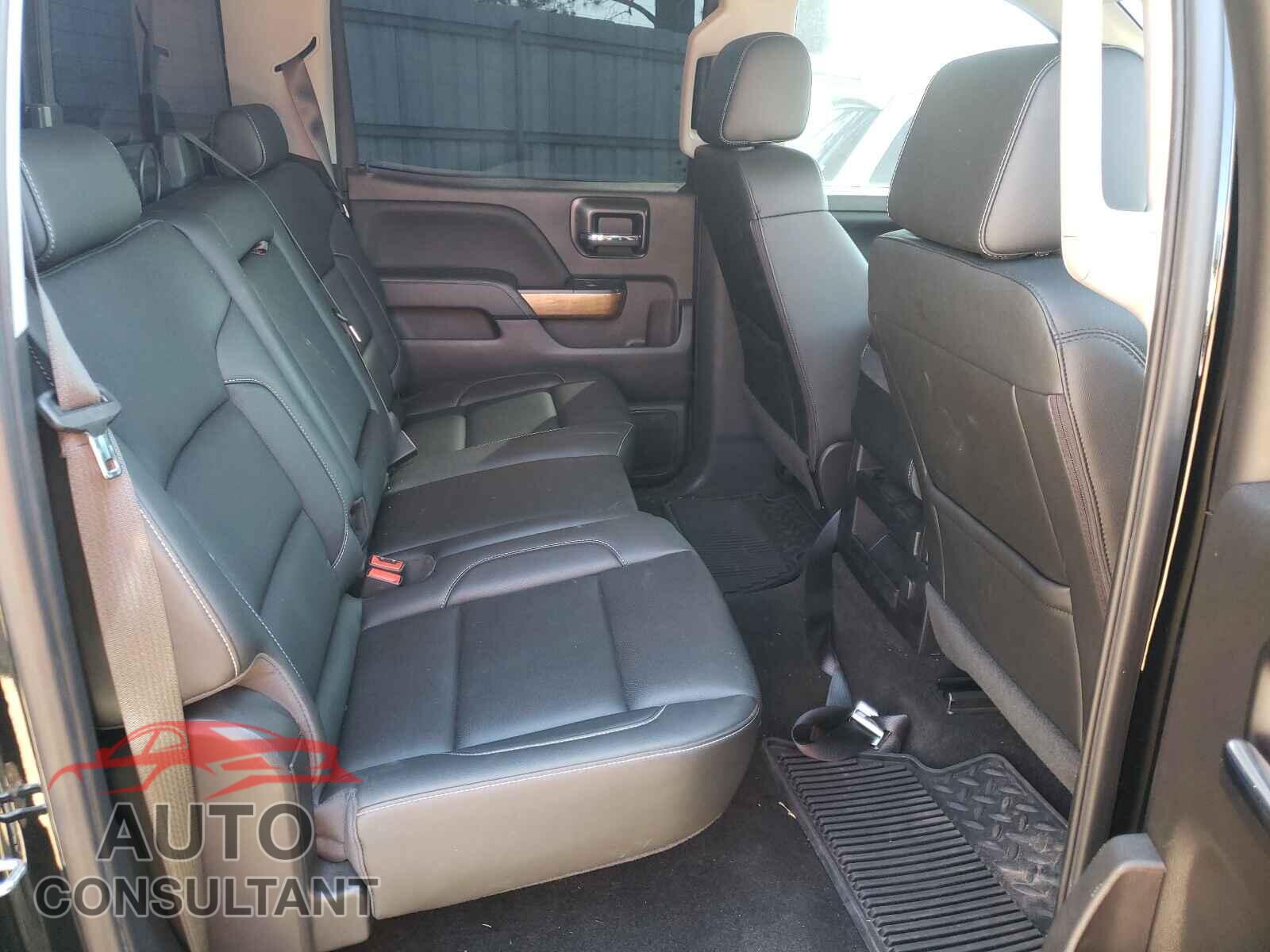 CHEVROLET SILVERADO 2018 - 3GCPCSEC6JG229901