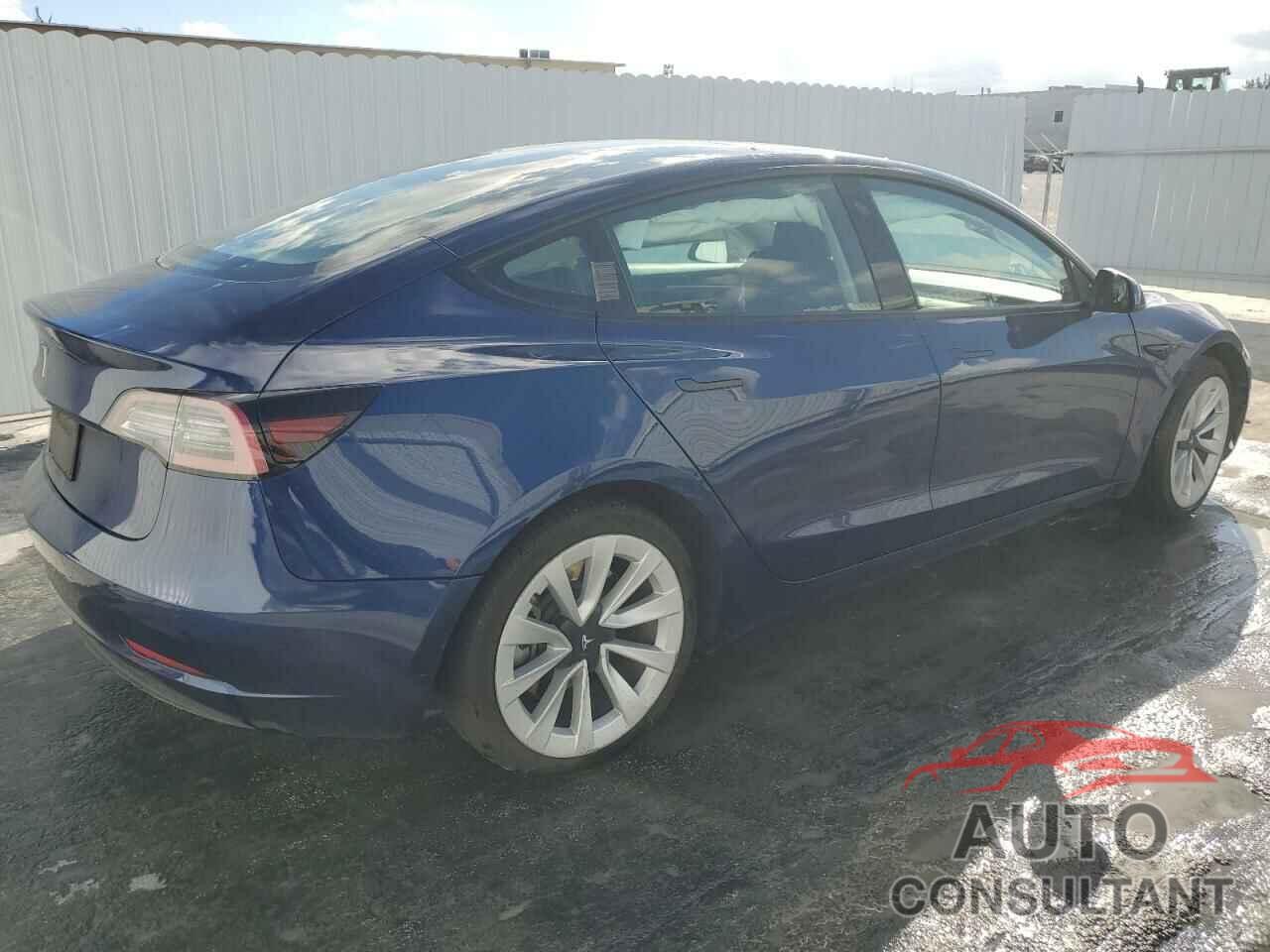 TESLA MODEL 3 2022 - 5YJ3E1EA4NF285543