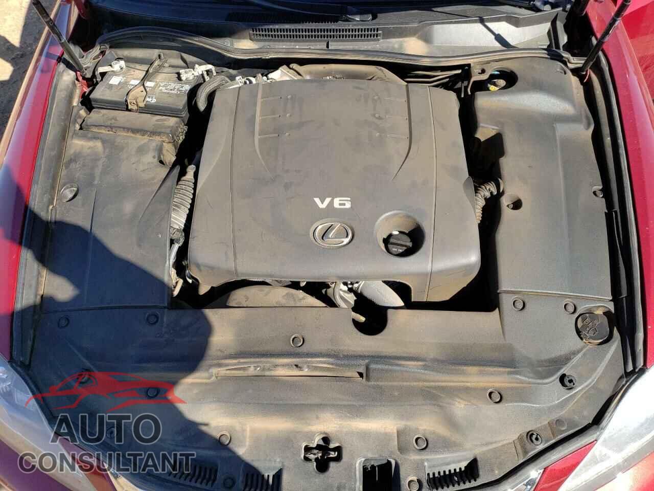 LEXUS IS 2015 - JTHFF2C2XF2532286