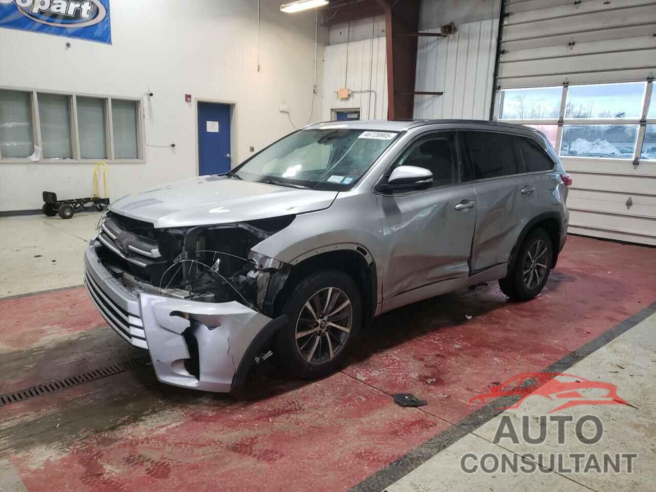 TOYOTA HIGHLANDER 2018 - 5TDJZRFH2JS548897