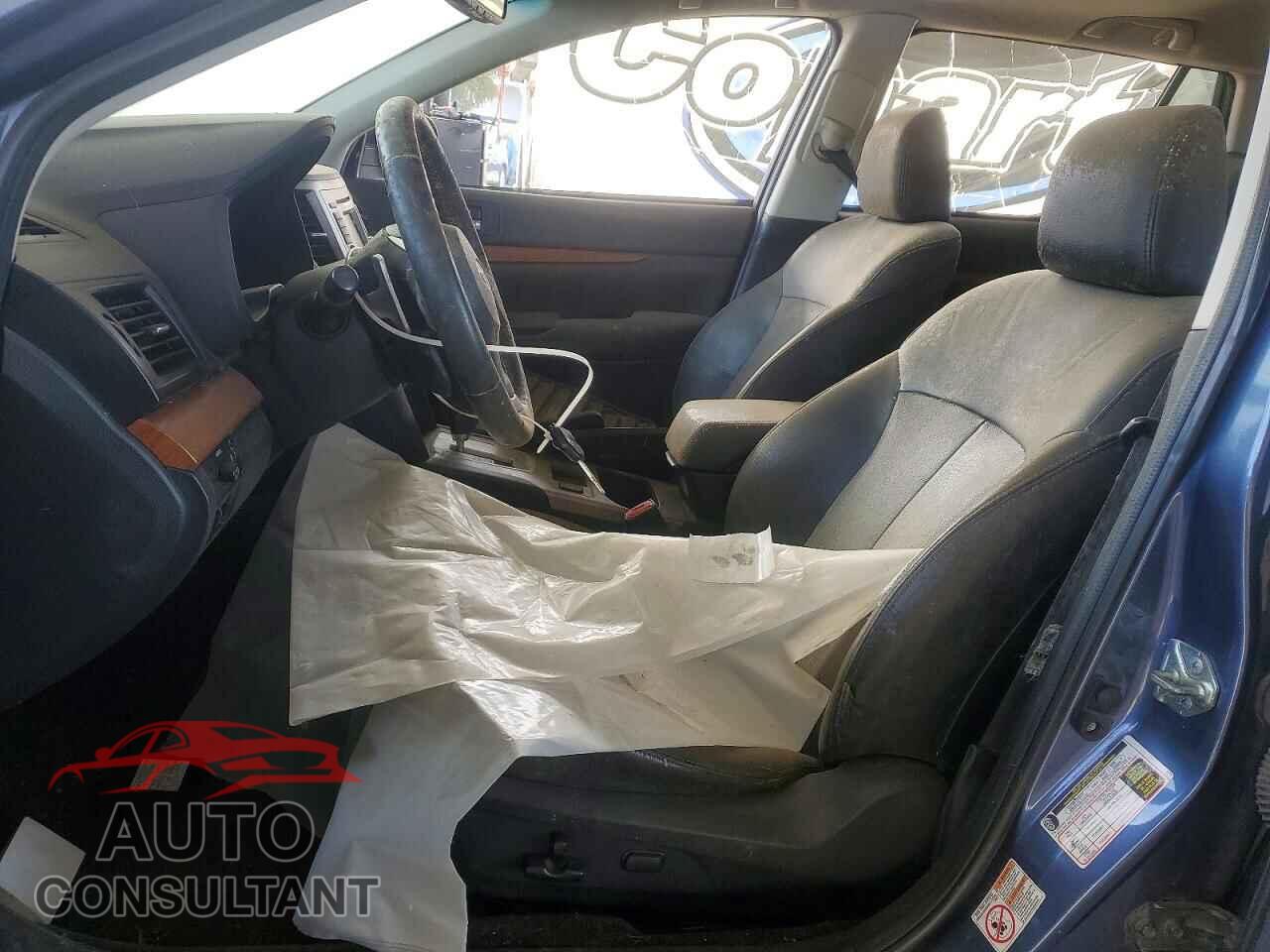 SUBARU OUTBACK 2014 - 4S4BRBLCXE3270807
