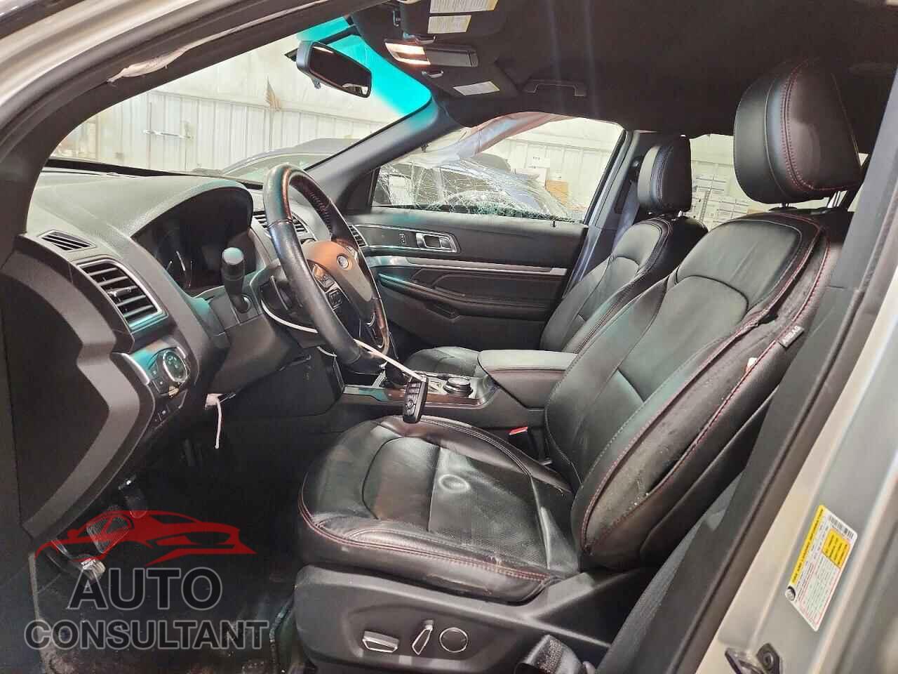 FORD EXPLORER 2018 - 1FM5K8GT6JGA77457