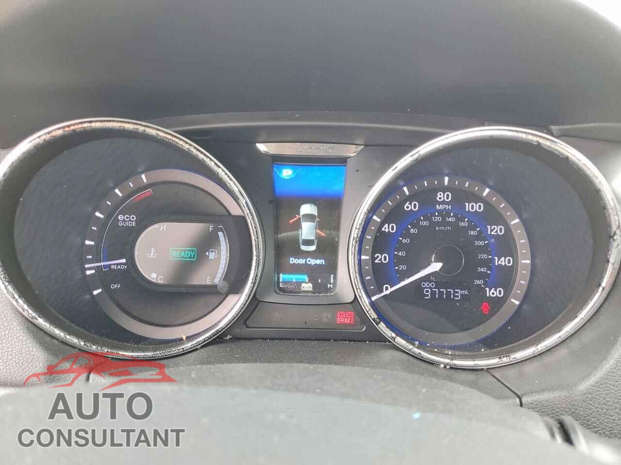 HYUNDAI SONATA 2015 - KMHEC4A41FA119373