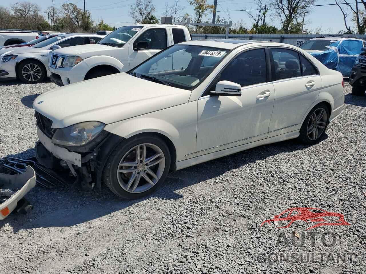 MERCEDES-BENZ C-CLASS 2012 - WDDGF8BB4CR199392