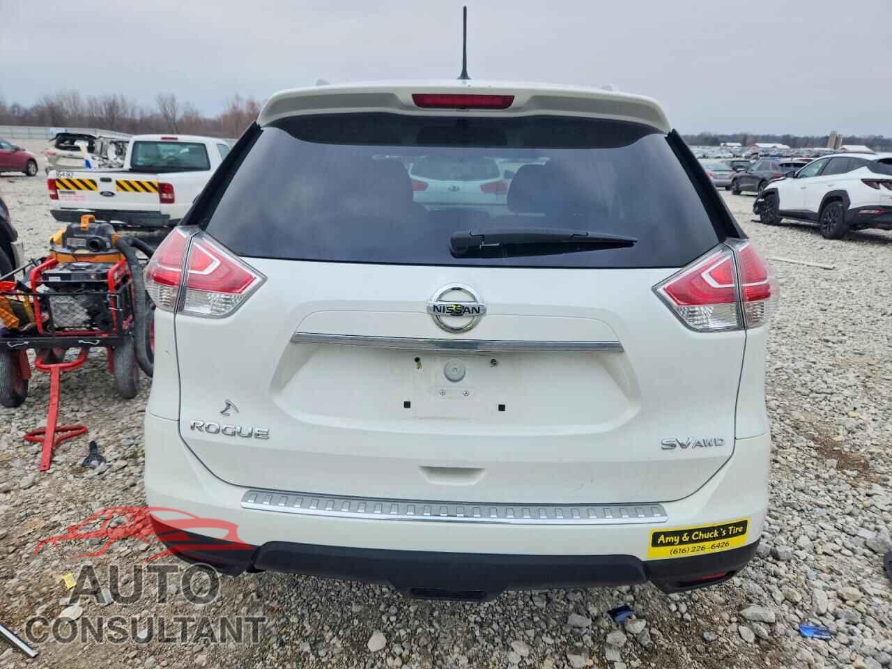 NISSAN ROGUE 2015 - KNMAT2MV6FP567021