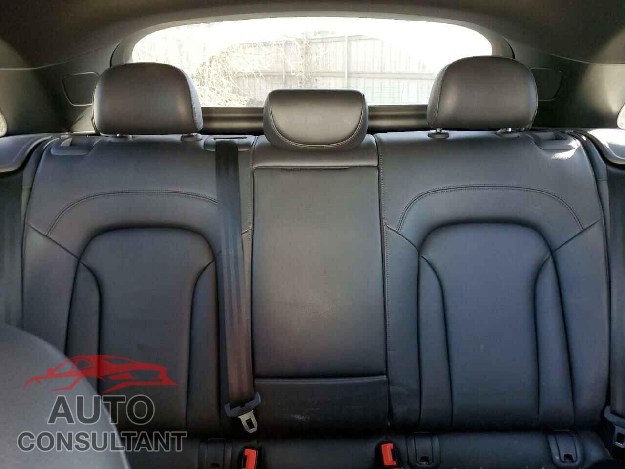 AUDI Q3 2016 - WA1GFCFS7GR019412