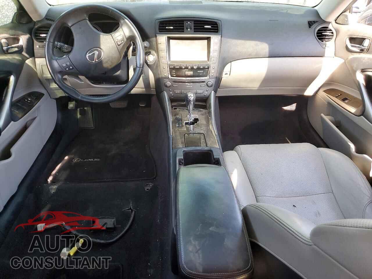 LEXUS IS 2010 - JTHBF5C23A5112960