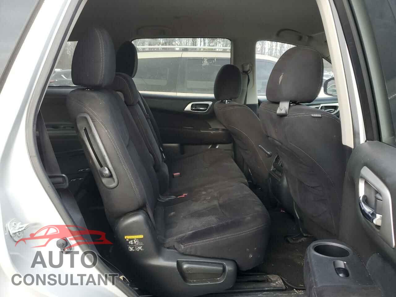 NISSAN PATHFINDER 2013 - 5N1AR2MM3DC602085
