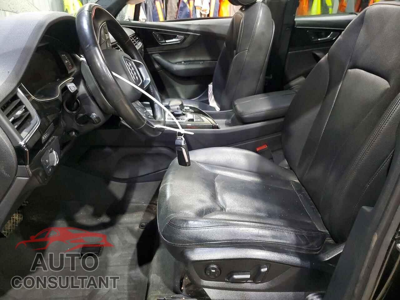 AUDI Q7 2017 - WA1LAAF71HD031423