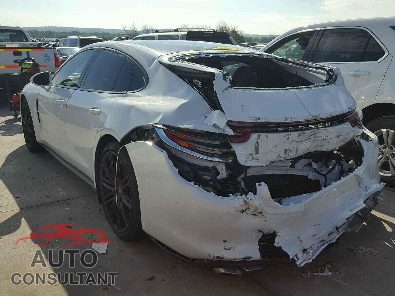 PORSCHE PANAMERA 2018 - WP0AF2A76JL141391