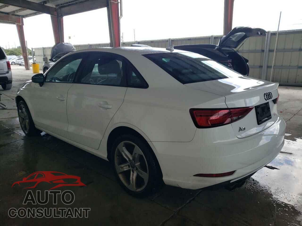 AUDI A3 2017 - WAUAUGFF0H1074874