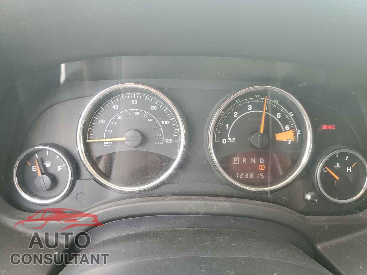 JEEP COMPASS 2015 - 1C4NJCEA4FD210141