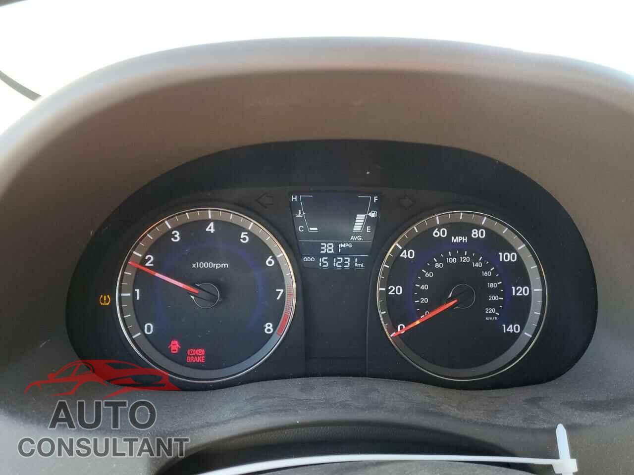 HYUNDAI ACCENT 2013 - KMHCT4AE4DU394277