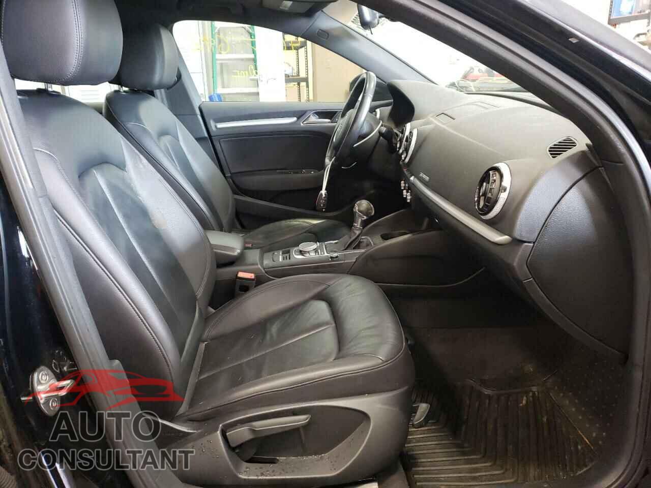 AUDI A3 2016 - WAUB8GFF1G1043835