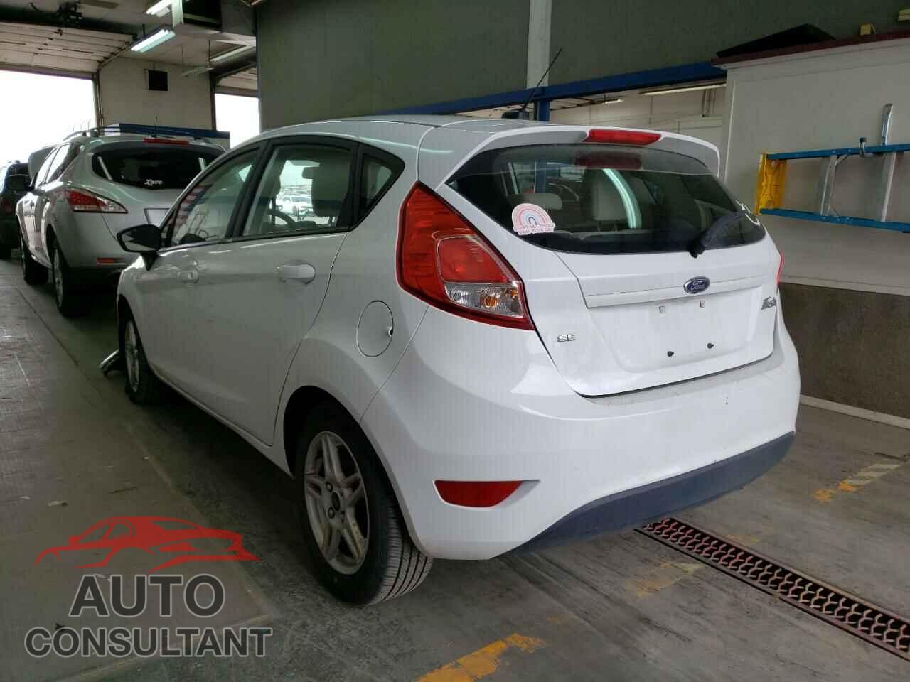 FORD FIESTA 2017 - 3FADP4EJ6HM119868
