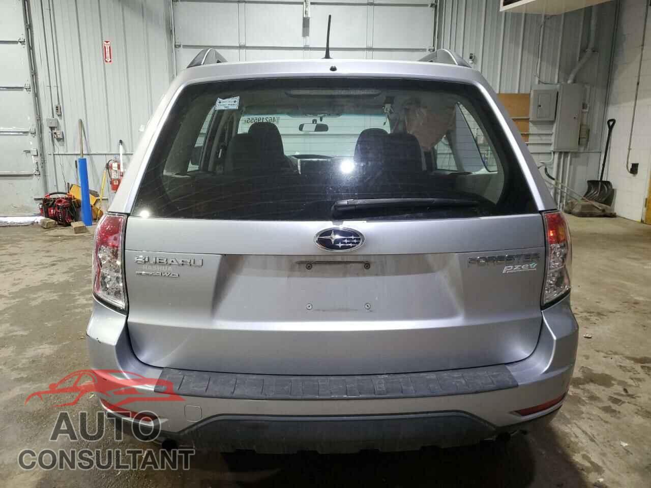 SUBARU FORESTER 2013 - JF2SHABC8DH439518