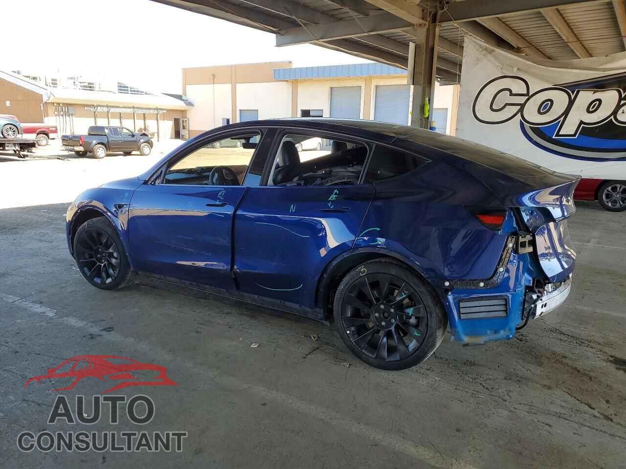 TESLA MODEL Y 2023 - 7SAYGDEE0PF747588