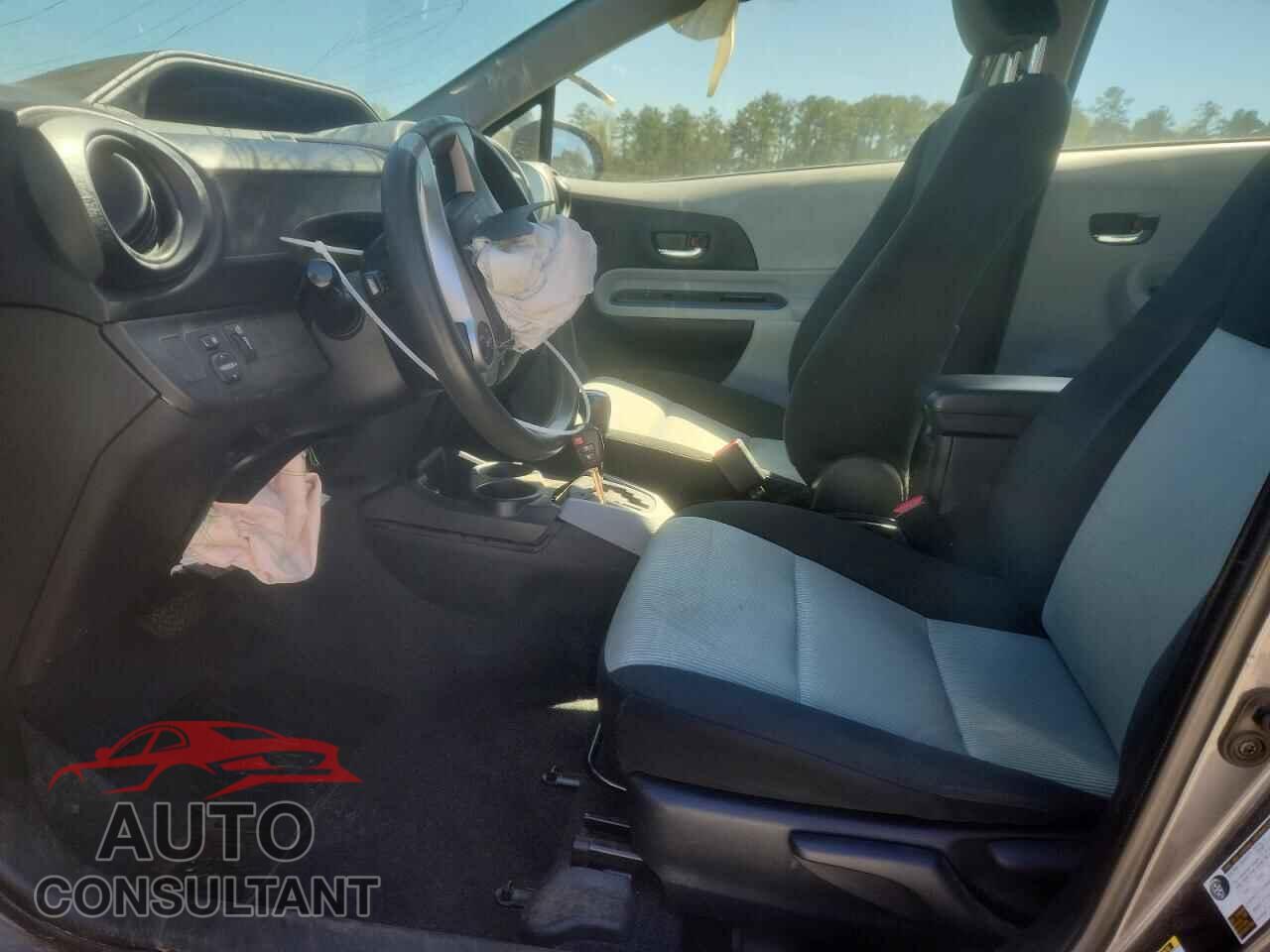 TOYOTA PRIUS 2012 - JTDKDTB36C1521809