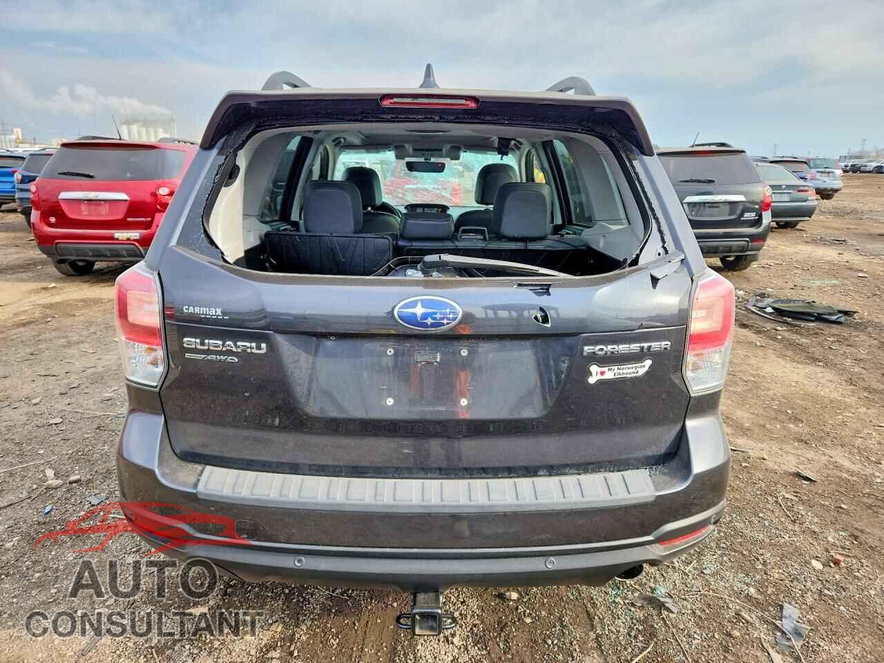 SUBARU FORESTER 2018 - JF2SJAWC8JH480709