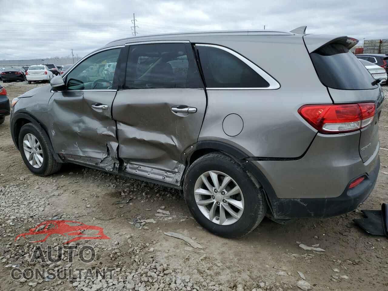 KIA SORENTO 2017 - 5XYPG4A35HG282751