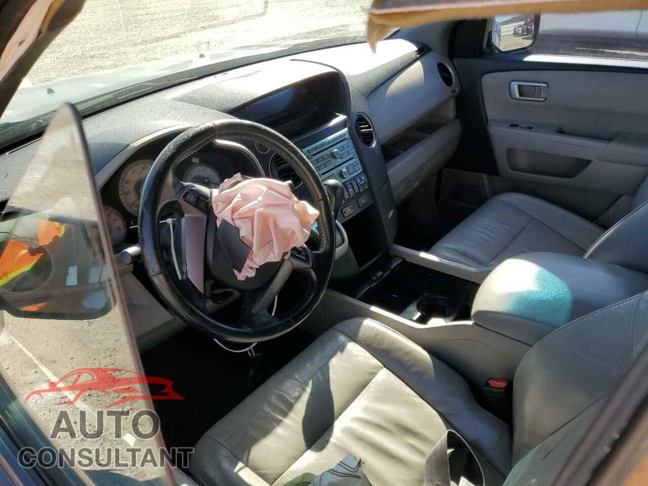 HONDA PILOT 2011 - 5FNYF3H67BB030564