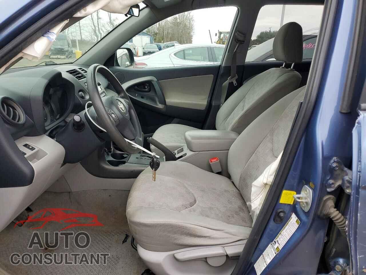 TOYOTA RAV4 2012 - 2T3JF4DV3CW194071